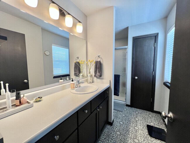 Foto del edificio - 2899 Bulwer Ln