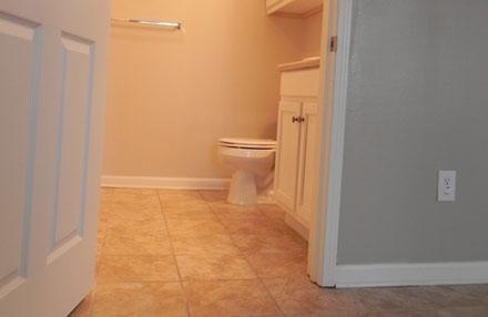 Bathroom - Bayou Village Apartments