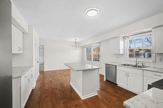 Foto del edificio - 1315 Jane Ave