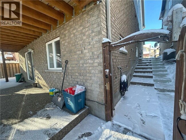 Building Photo - 921 Audrey Pl