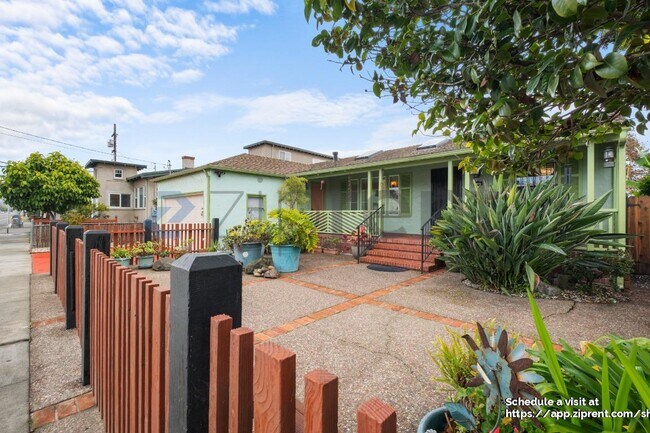 Foto del edificio - 3606 Barrett Ave