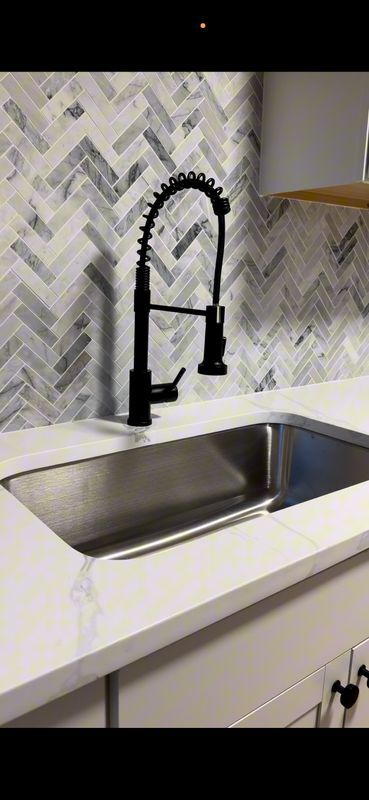 Foto del edificio - 2117 Thornlee Dr