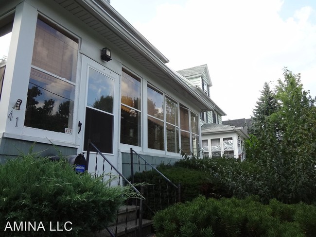 Building Photo - 41 Karnes St