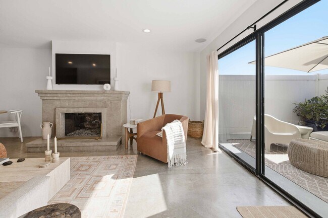Foto del edificio - 1140 Manhattan Beach Blvd