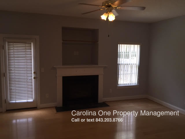 Building Photo - 506 Cecilia Cove Dr
