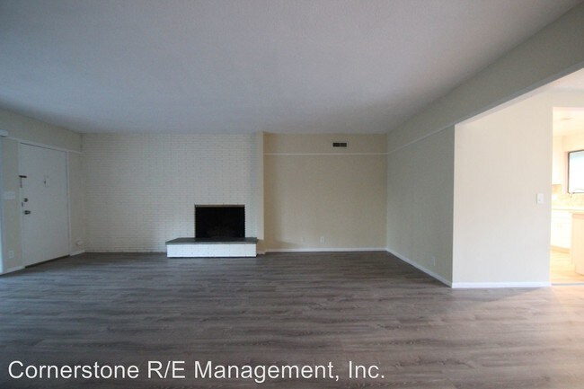 Building Photo - 225-233 S Orange Grove Blvd