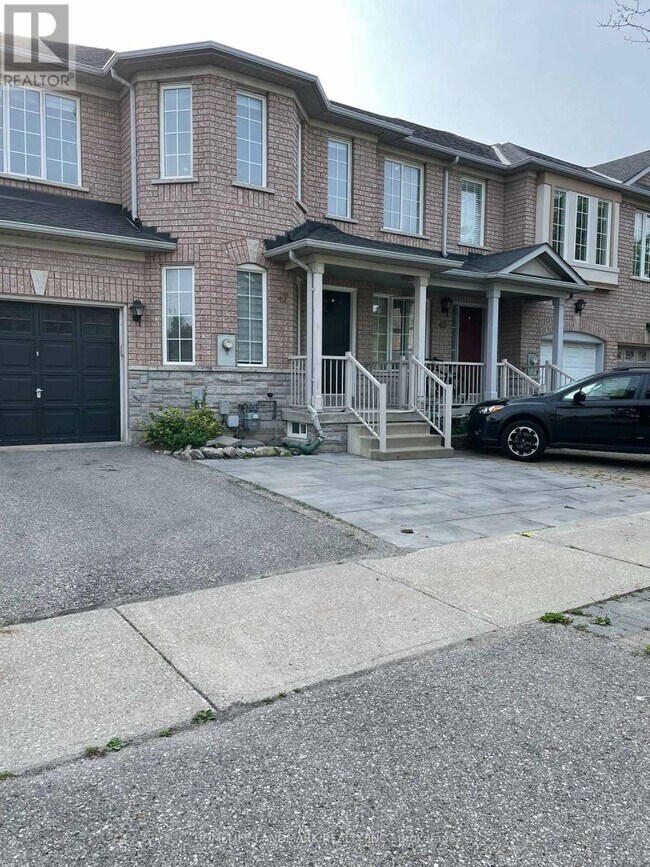 Building Photo - 47 Waterton Crescent
