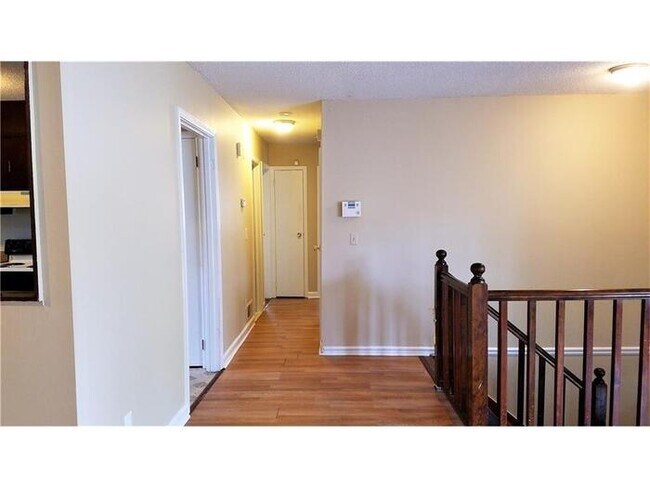 Foto del edificio - 1540 Walnut Ridge Ct