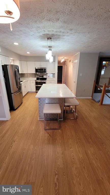 Foto del edificio - 557 Bellview Ave