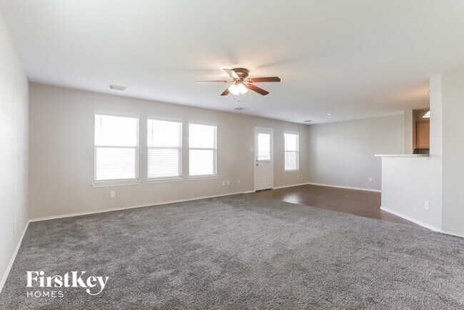 Building Photo - 18218 Temple Hill Ln