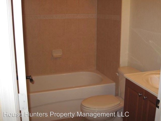 Building Photo - 10413 Kidron Ave