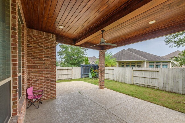 Foto del edificio - 2116 Blackhawk Ridge Ln