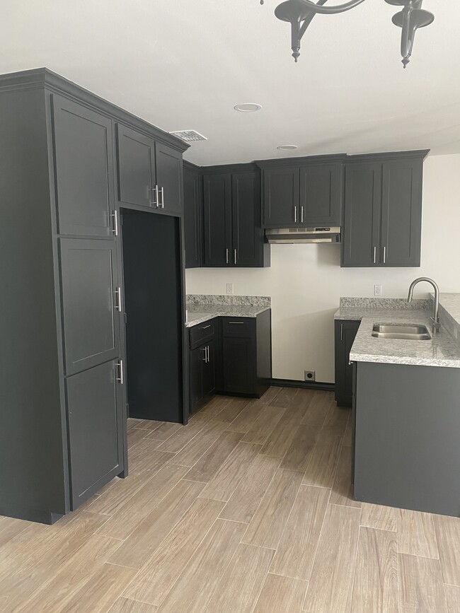 Kitchen - 20826 Sid Jones Rd