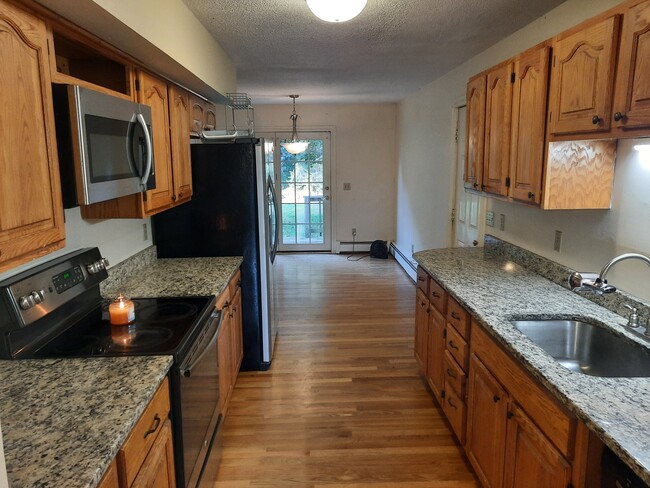 Kitchen - 259 Sweet Allen Farm Rd