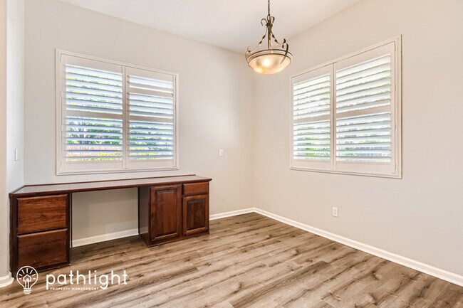 Building Photo - 3801 Northhaven Dr, Rocklin, CA, 95677
