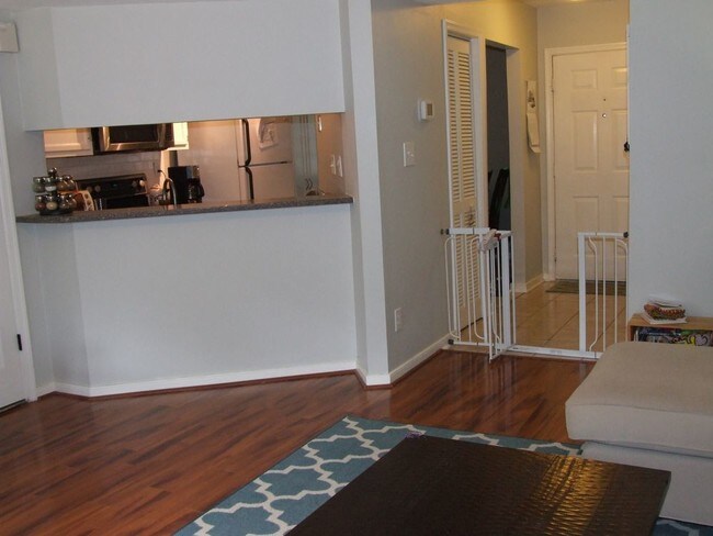 Building Photo - 7805 Fitzgerald Ct