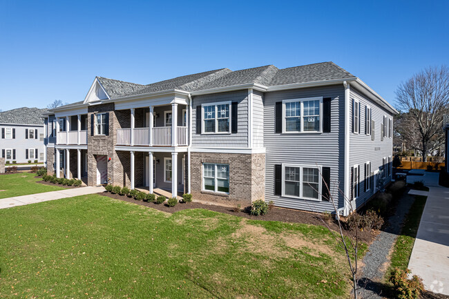 Foto del edificio - The Residences at Berkshire Road