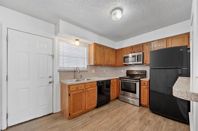 Building Photo - 2710 Wimbledon Ct