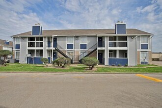 Building Photo - 2700 S Dairy Ashford Rd