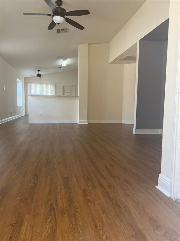 Foto del edificio - 1901 Golden Sunrise Ln