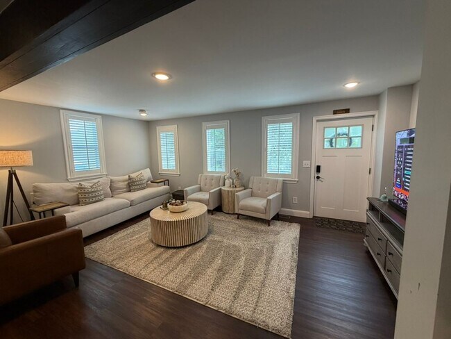Foto del edificio - !!Fully Remodeled Row Home in the Heart of Lancaster City!!