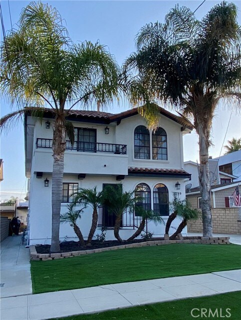 Foto principal - 1259 W 23rd St
