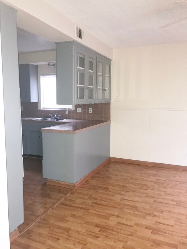 Foto del edificio - 4456 W 115th St