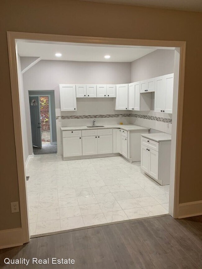 Foto del edificio - 4 br, 1.5 bath House - 5632 Arch St