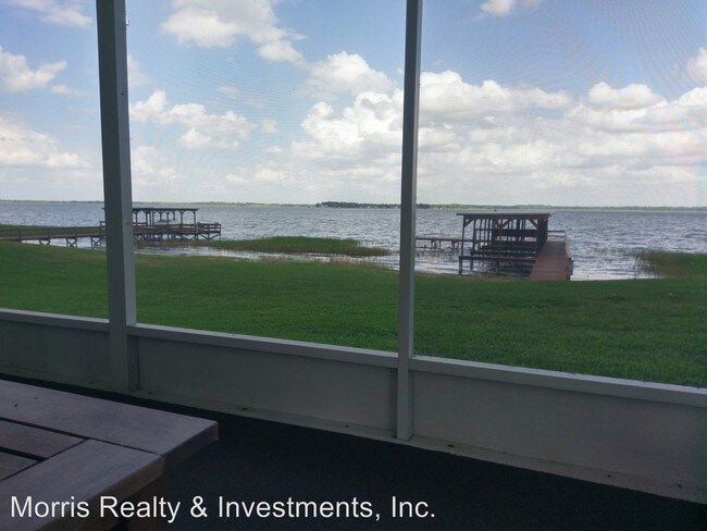 Building Photo - 5723 E Harbor Dr