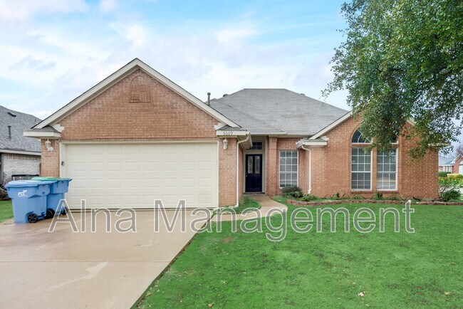 Building Photo - 6609 Gardenia Dr