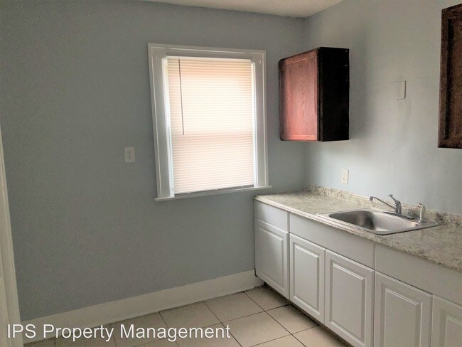 Foto del edificio - 13640 Northlawn St