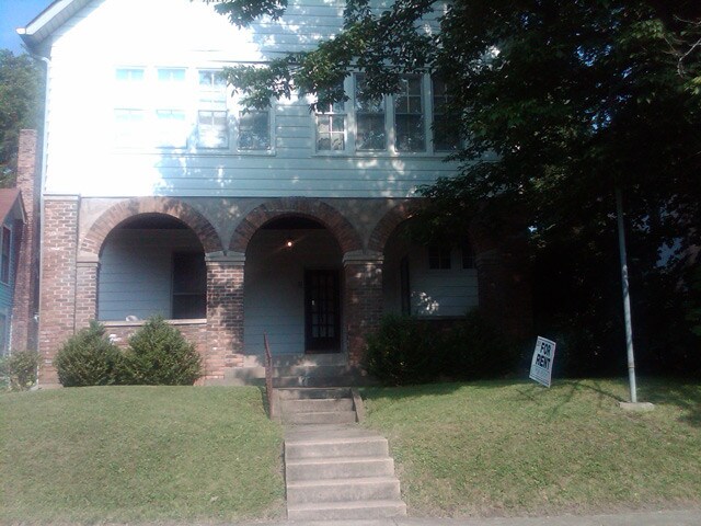 Primary Photo - 31 S Butler Ave