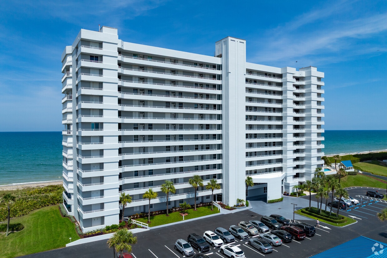 9600 S Ocean Dr Jensen Beach, FL 34957 - The Empress Condominiums