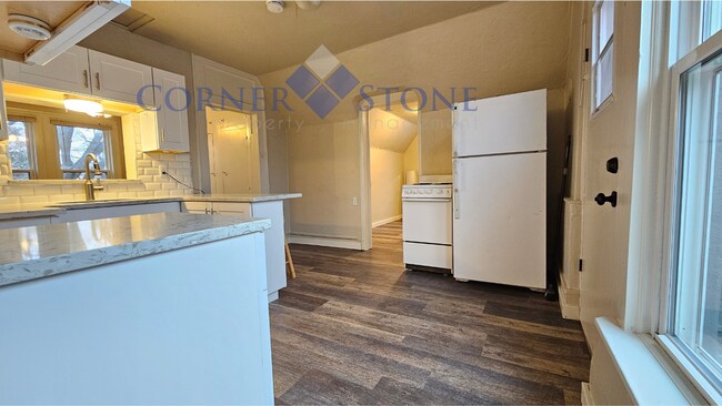 Foto del edificio - 712 E Jefferson St