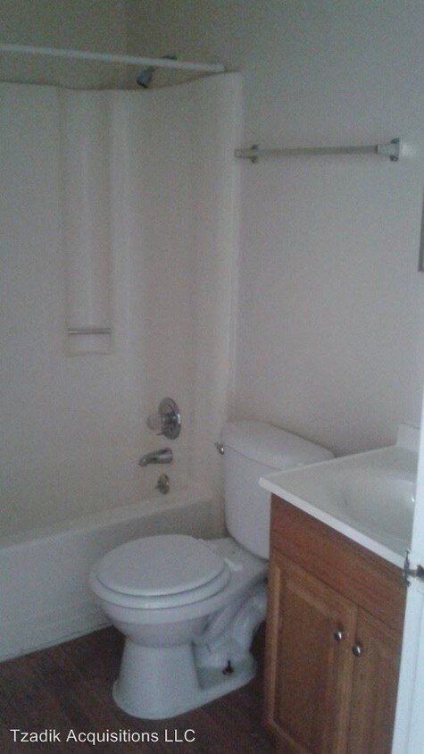Building Photo - 2 br, 1 bath Apartment - 3950 Country Place