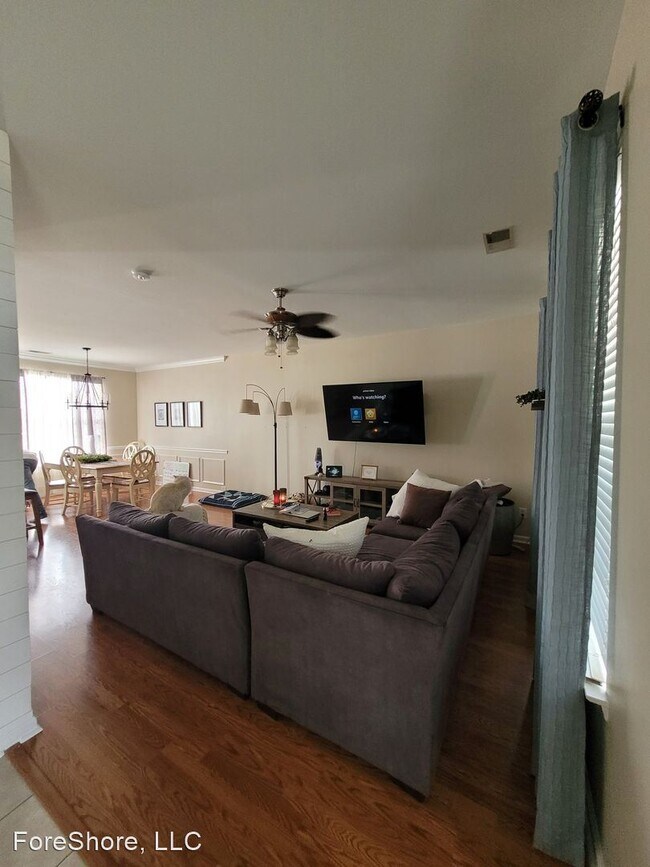 Building Photo - 3 br, 2.5 bath House - 60 Red Cedar Street
