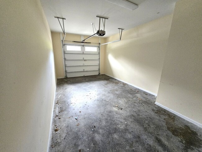 Photo - 1232 Highland Hall Rd Apartment