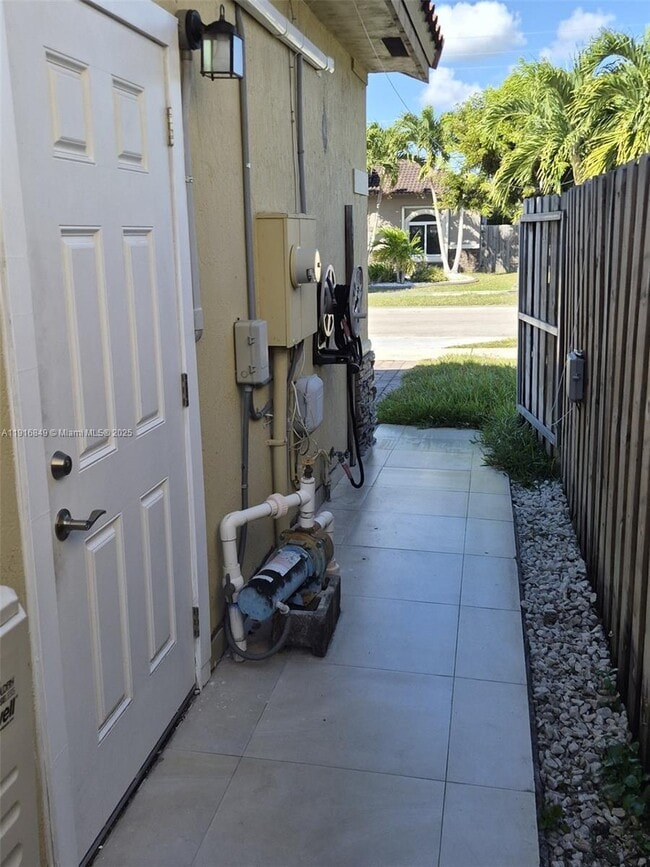 Building Photo - 13376 SW 268th Terrace