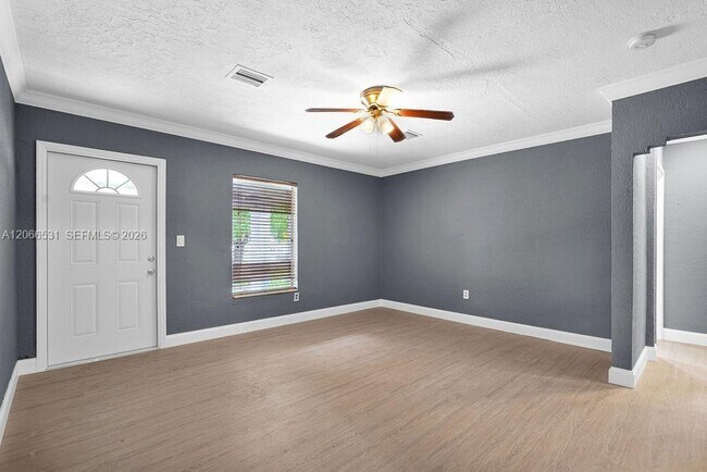 Building Photo - 3010 NW 95th Terrace