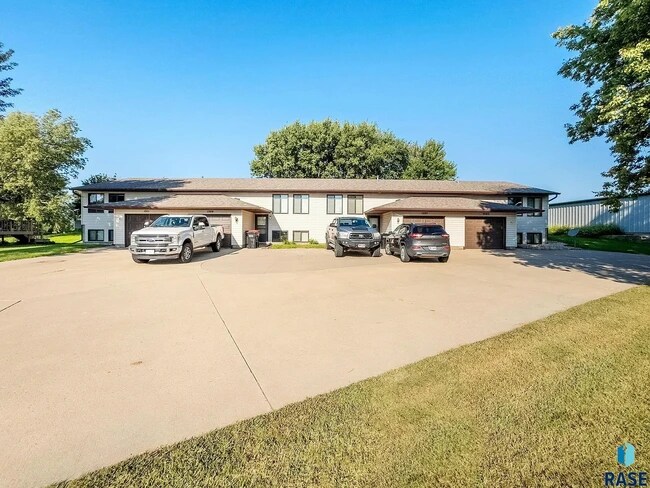 Foto del edificio - 1505 E Cedar Cir