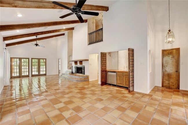 Building Photo - 108 Acapulco Dr