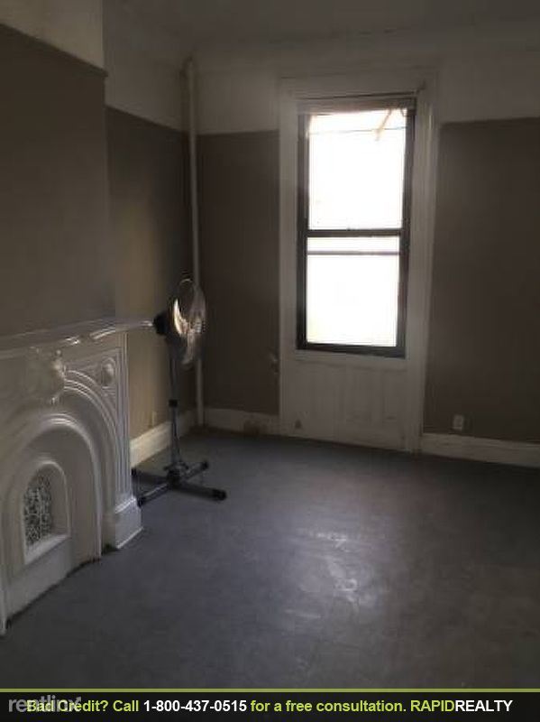 Building Photo - 211 Monroe St
