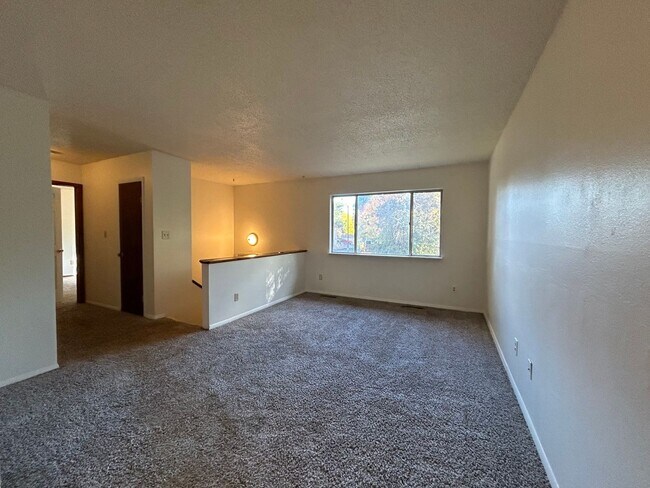 Building Photo - Beautiful Split-Level 6BR Home with Attached Garage and Fenced Yard +$300 Off First Month!