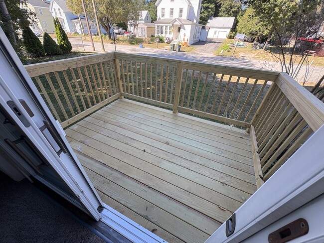 Foto del edificio - 66 E Valentine St