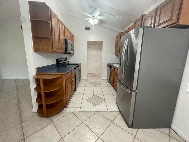 Building Photo - 2 bedroom 2 bath in Northwood Pines