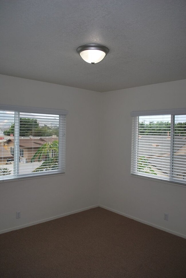 Building Photo - 272-276 El Medio St