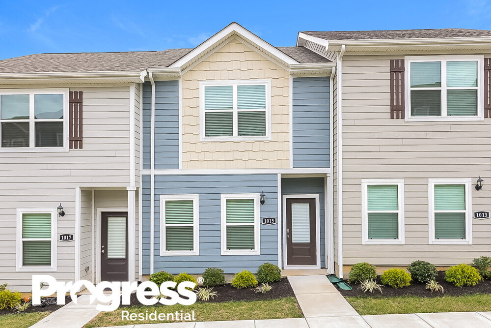1015 Glen Marcus Dr, La Vergne, TN 37086 Townhome Rentals in La Vergne TN