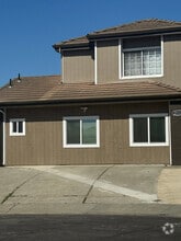 Building Photo - 2933 Banyan Ct