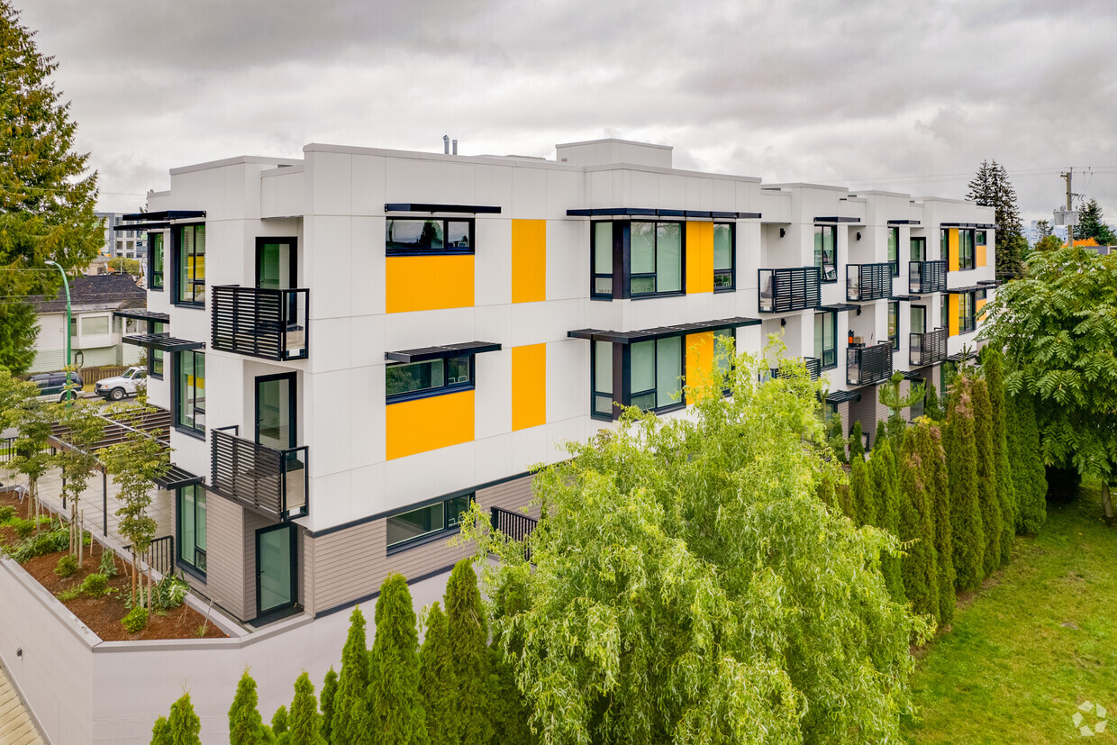 Building Photo - Eunice Oh Residence