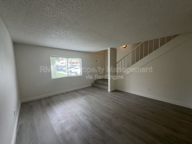 Building Photo - 2255 Cahuilla St